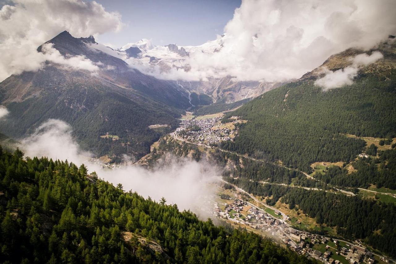 Helles, Chalet-Stil Apartment Mit Allalinblick Saas-Fee Bagian luar foto